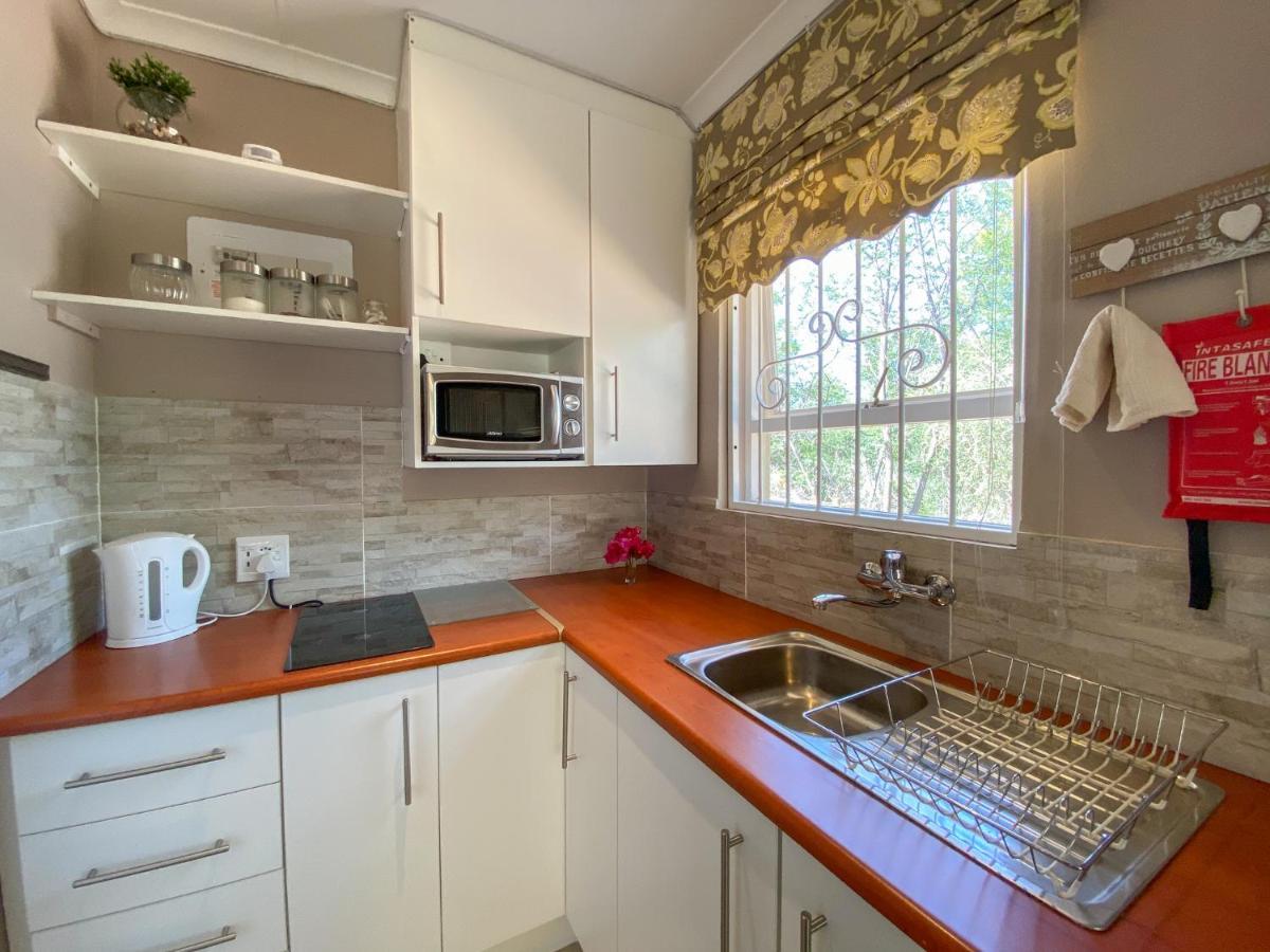 Gasteria Grange Guest House คาลิทซ์ดอร์ป ภายนอก รูปภาพ